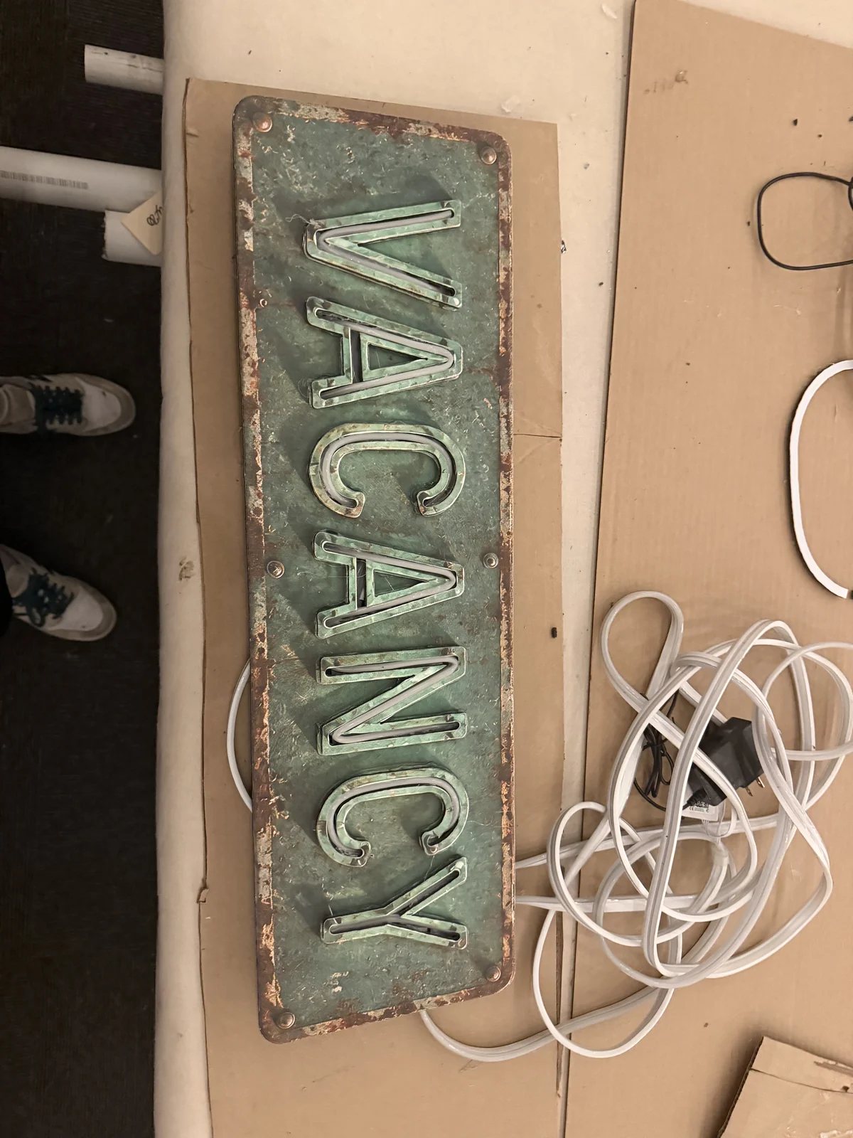Vacancy sign