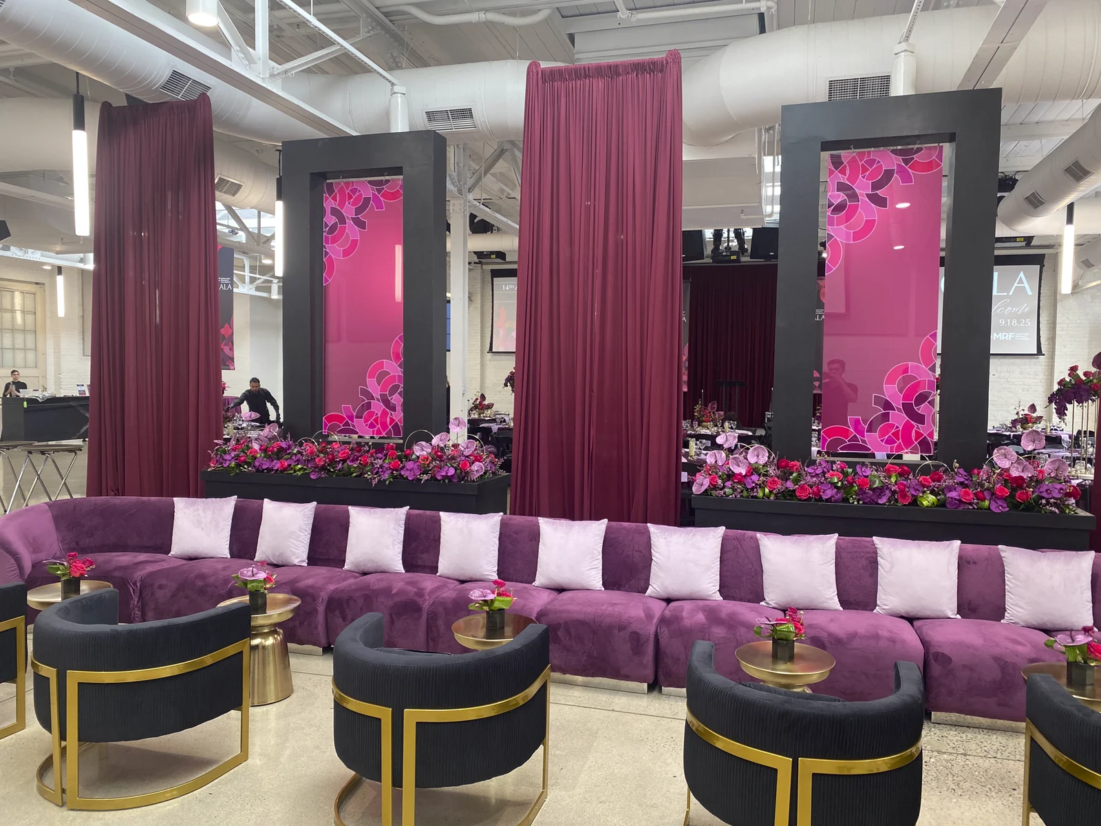 The lounge from an angle showing the panels, drapery, and florals together